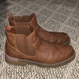 Chelsea boots
